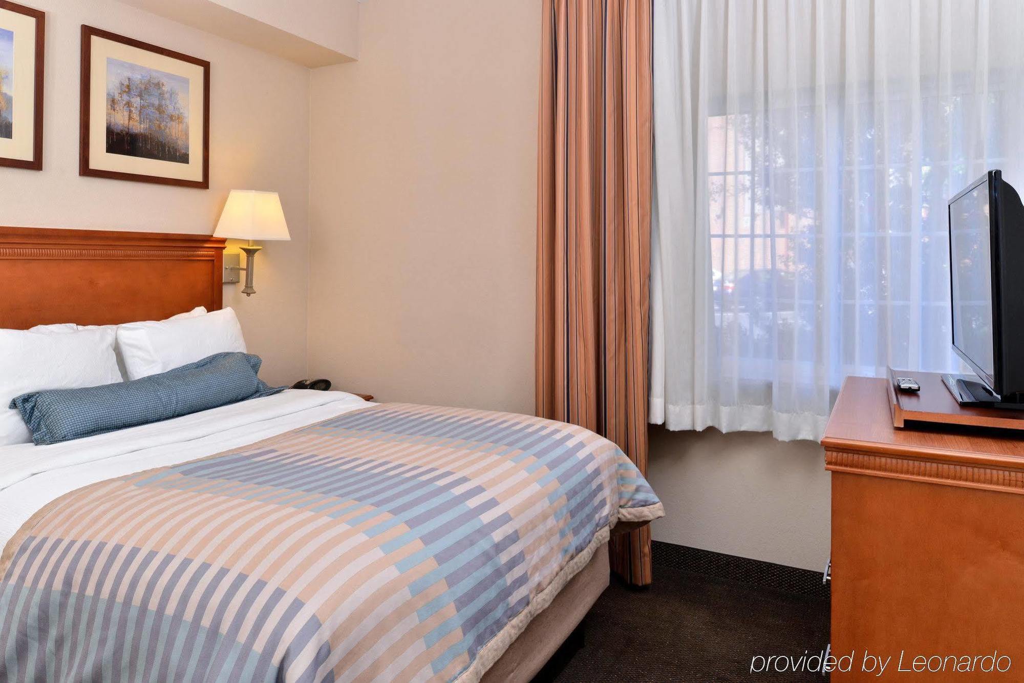 Candlewood Suites Richmond North-Glen Allen By Ihg Exterior foto